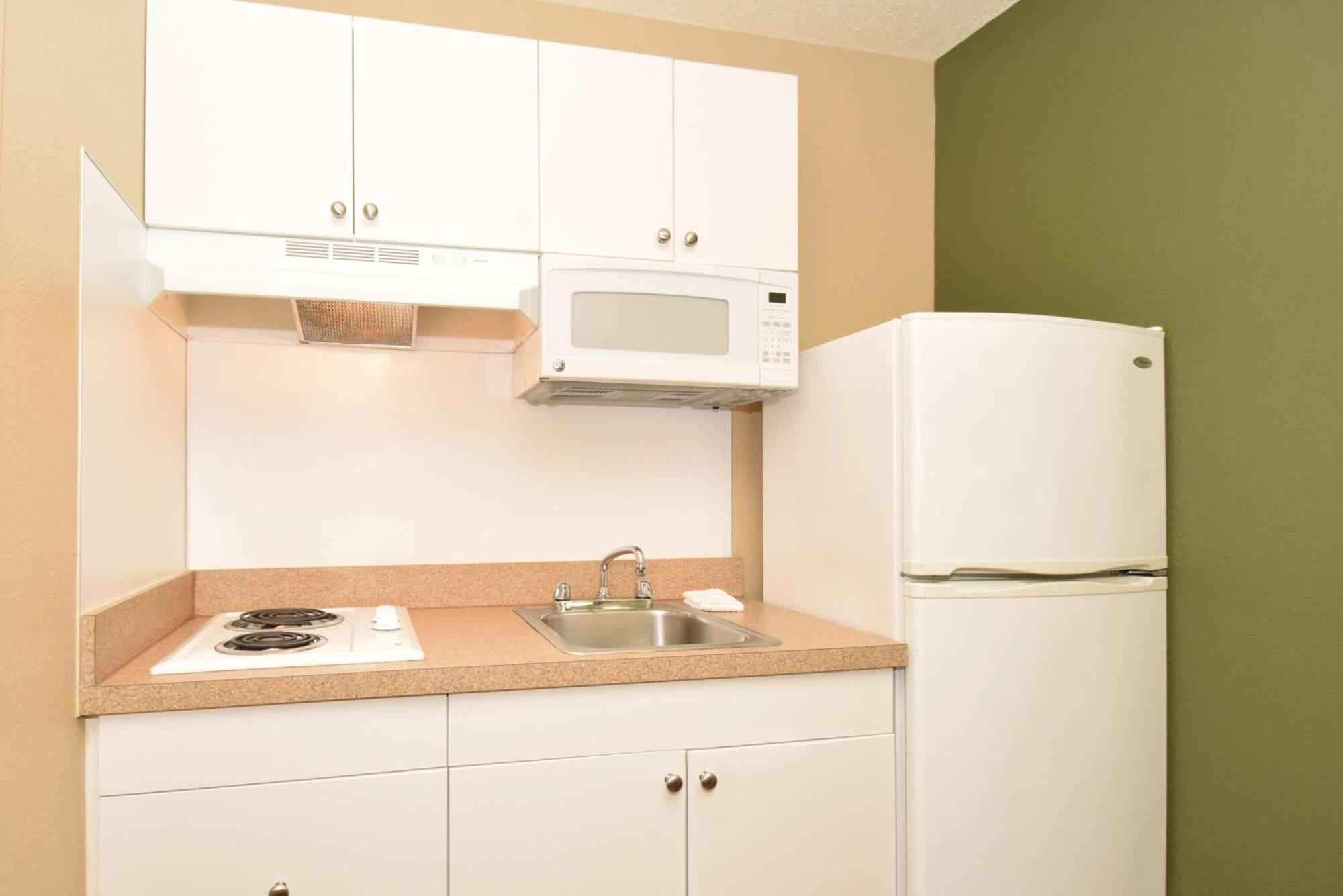 Extended Stay America Select Suites - Durham - University - Ivy Creek Blvd Eksteriør billede