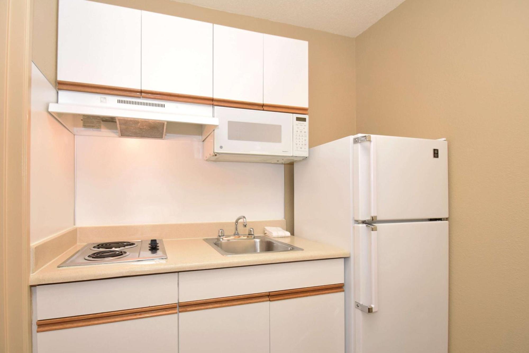 Extended Stay America Select Suites - Durham - University - Ivy Creek Blvd Eksteriør billede