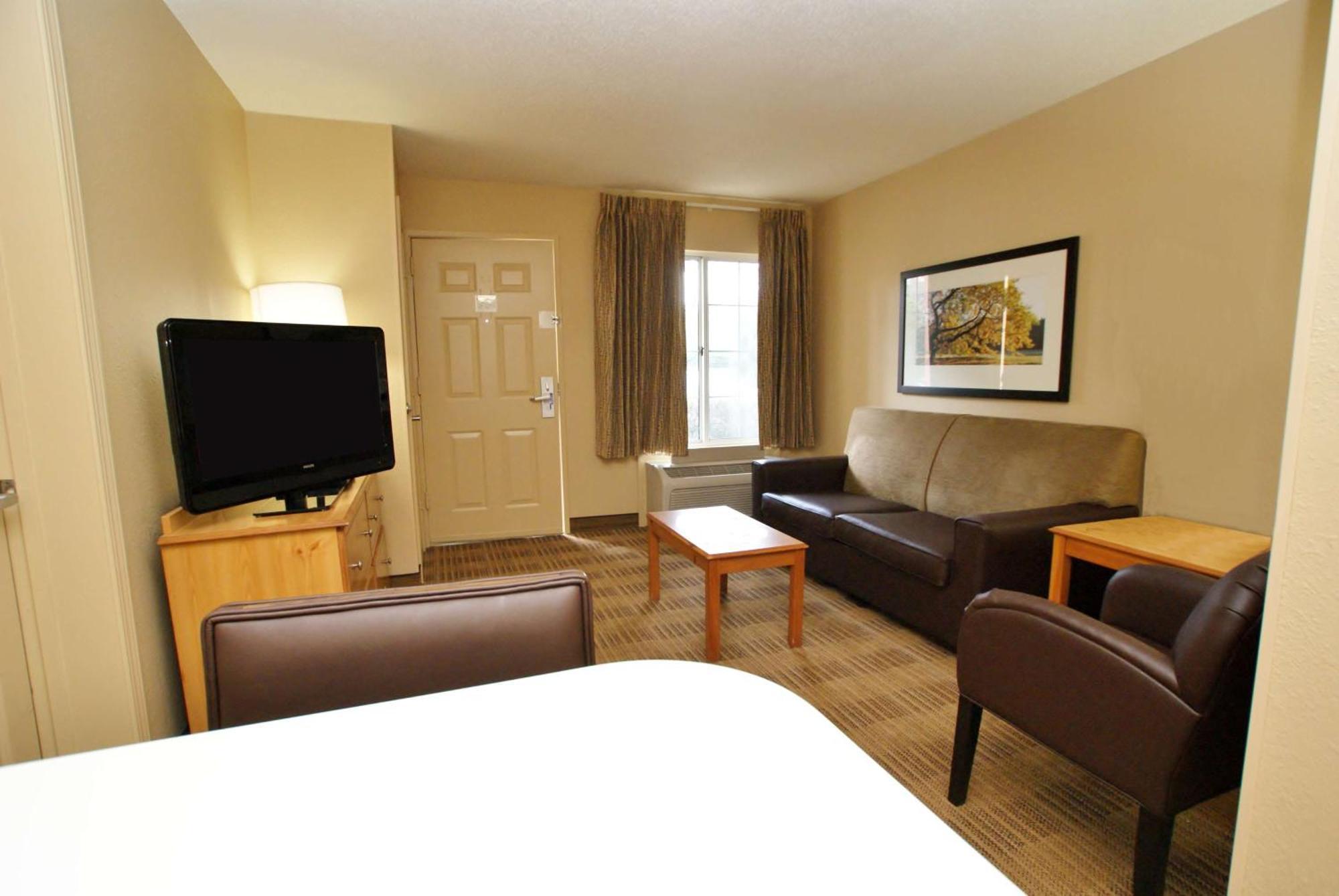 Extended Stay America Select Suites - Durham - University - Ivy Creek Blvd Eksteriør billede