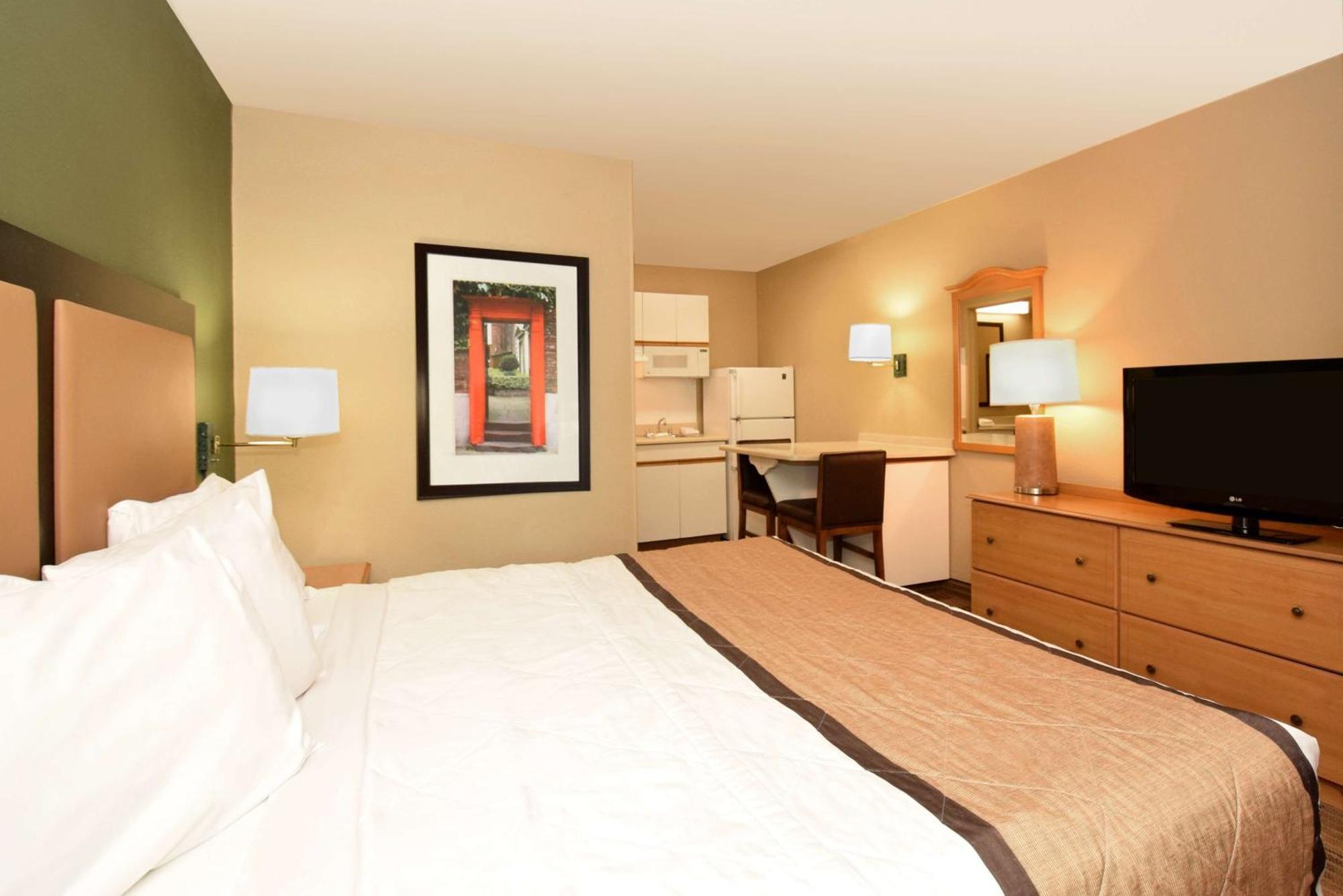 Extended Stay America Select Suites - Durham - University - Ivy Creek Blvd Eksteriør billede