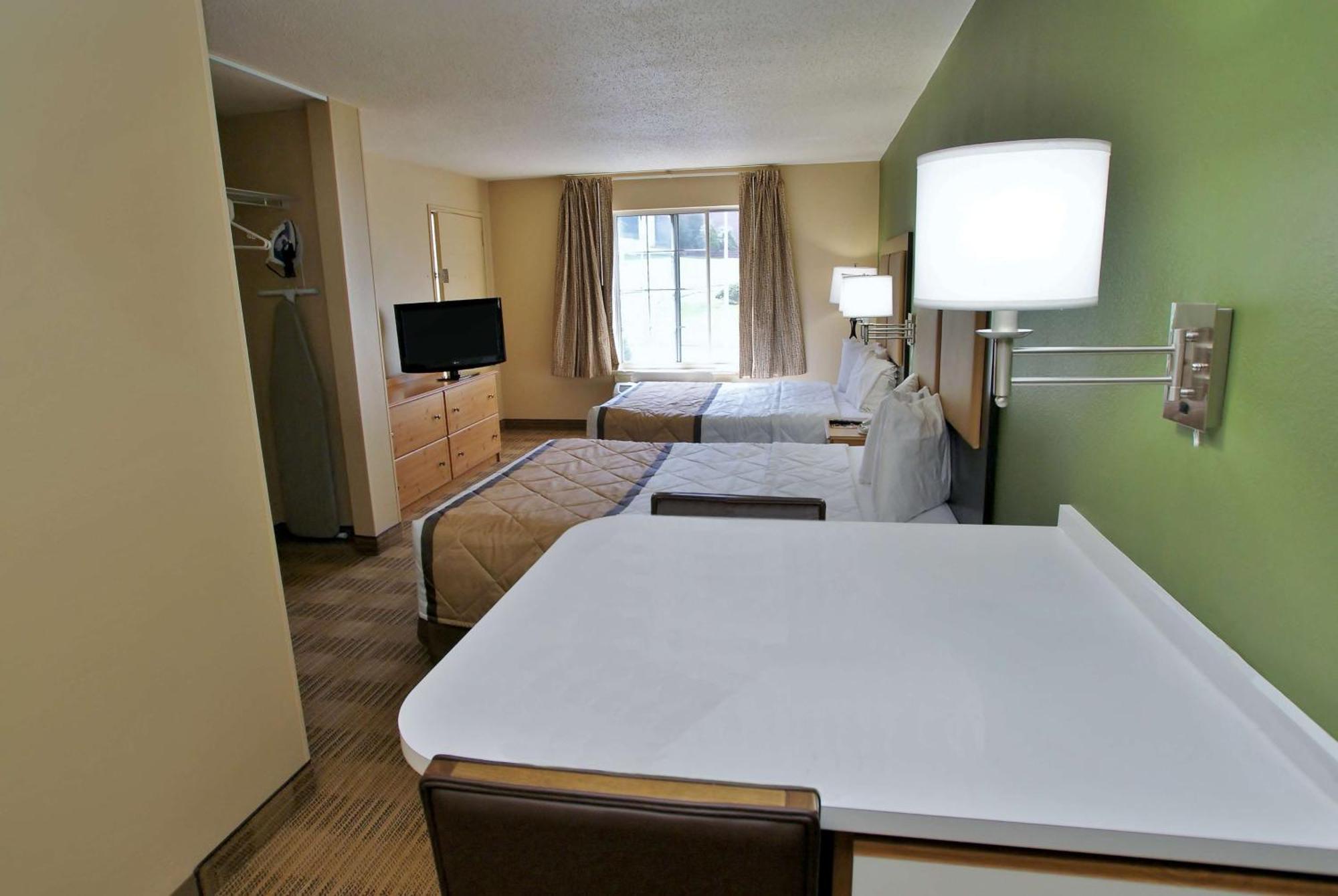 Extended Stay America Select Suites - Durham - University - Ivy Creek Blvd Eksteriør billede