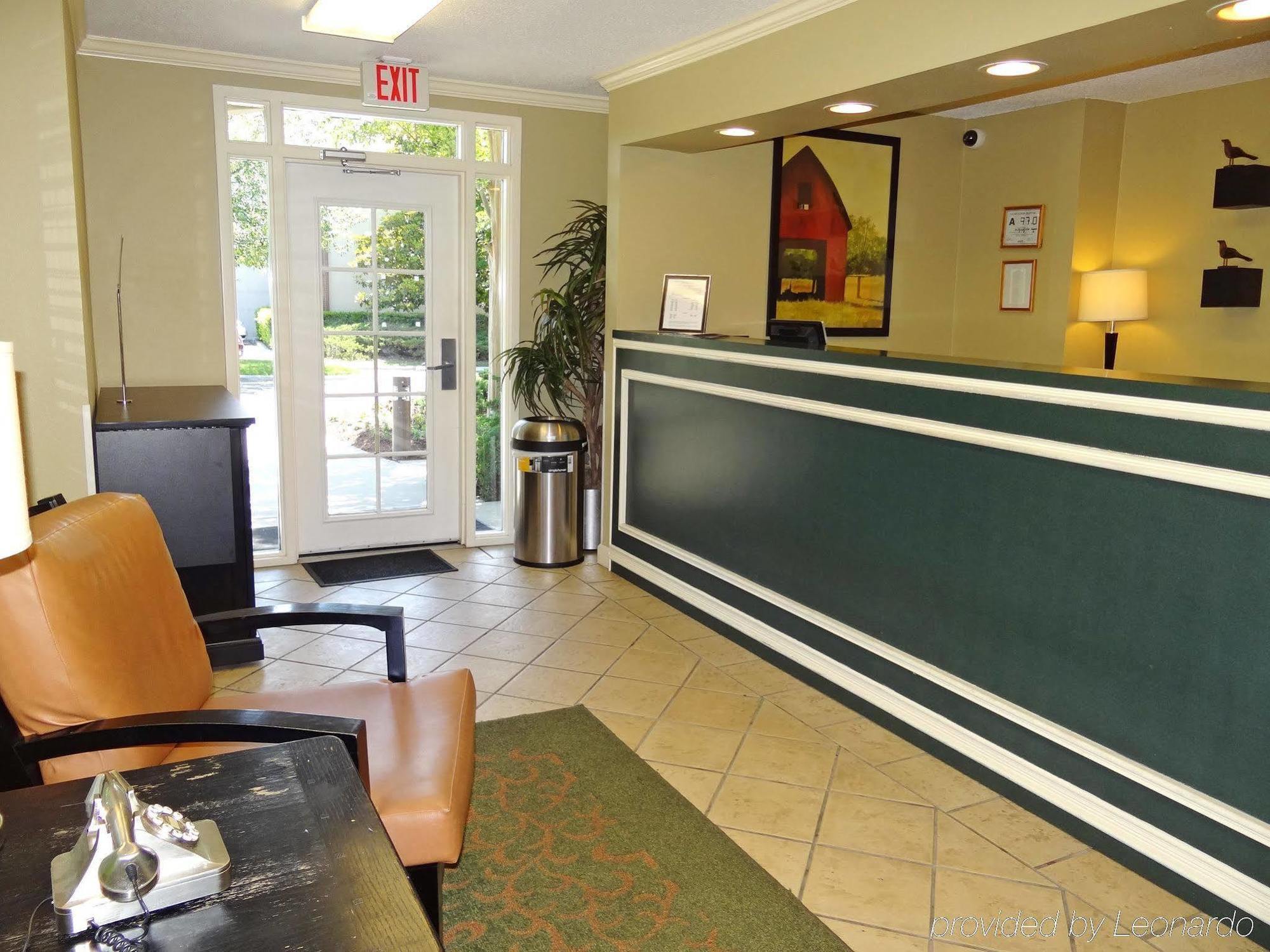 Extended Stay America Select Suites - Durham - University - Ivy Creek Blvd Eksteriør billede