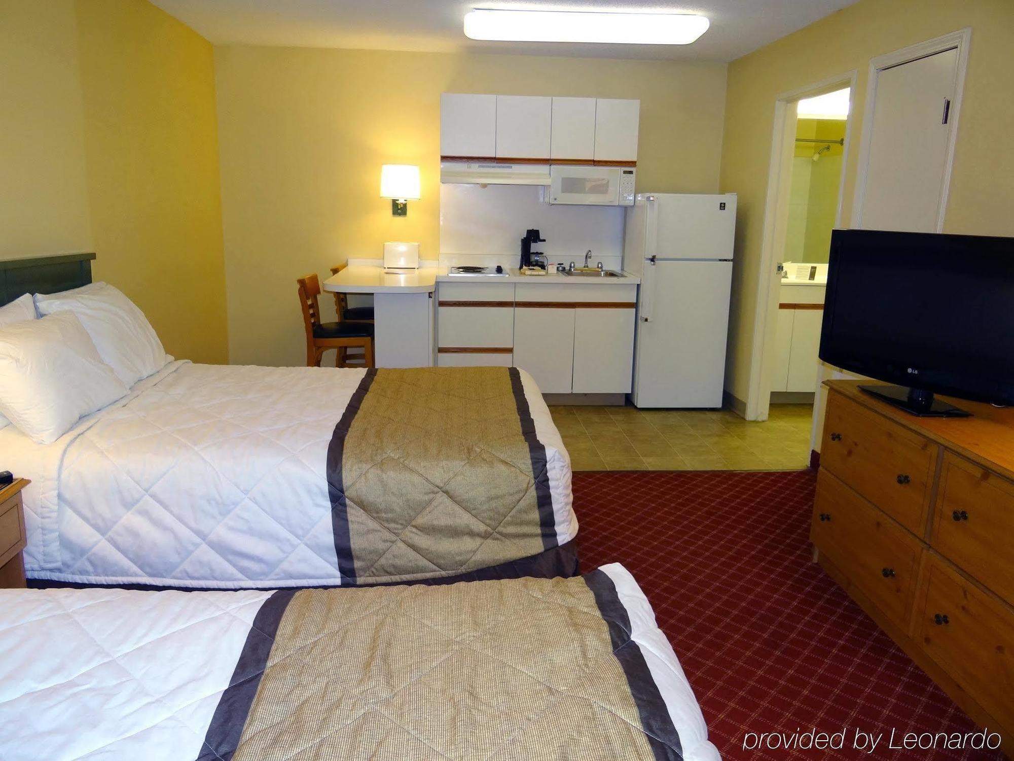 Extended Stay America Select Suites - Durham - University - Ivy Creek Blvd Eksteriør billede